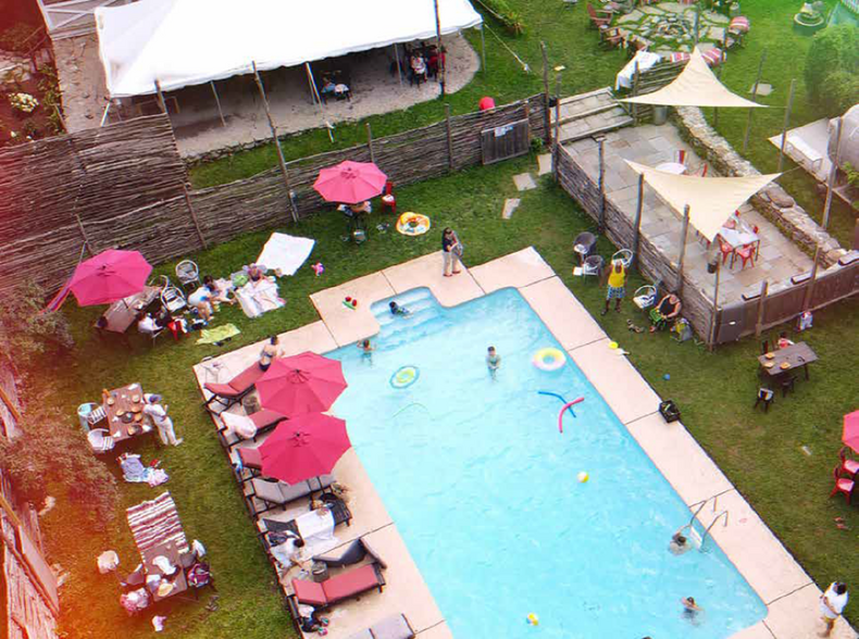 More Photos Of 864 S Undermountain Rd, Sheffield Hotel For Sale