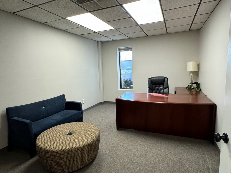 More Photos Of 103-203 Lewis St, Fort Walton Beach Coworking Space