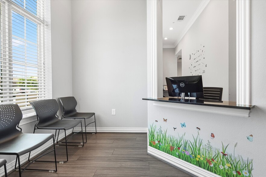 More Photos Of 425 Old Newman Rd, Frisco Medical For Lease