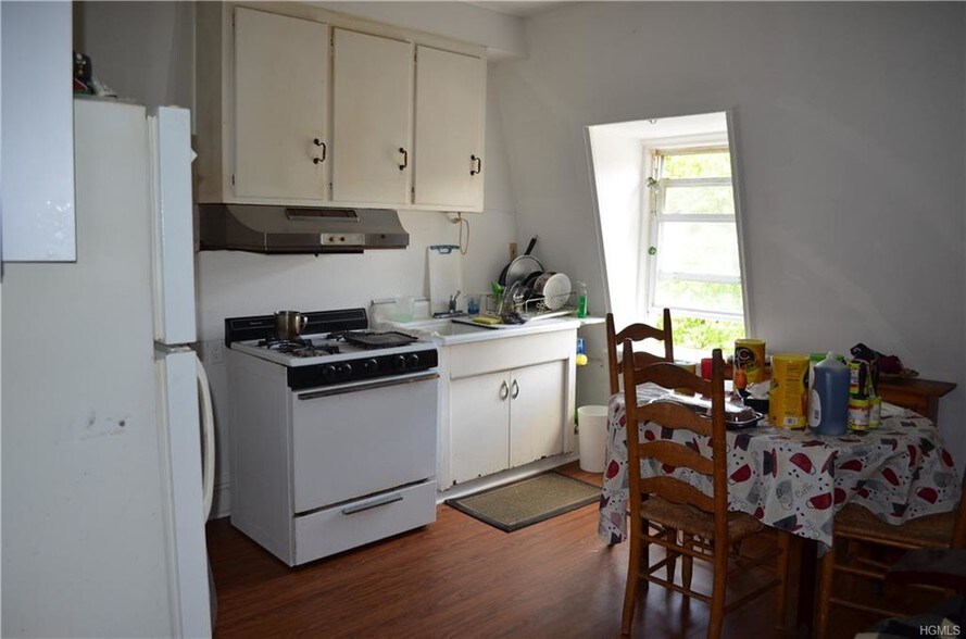 More Photos Of 45 Highland Ave, Yonkers Apartments For Sale