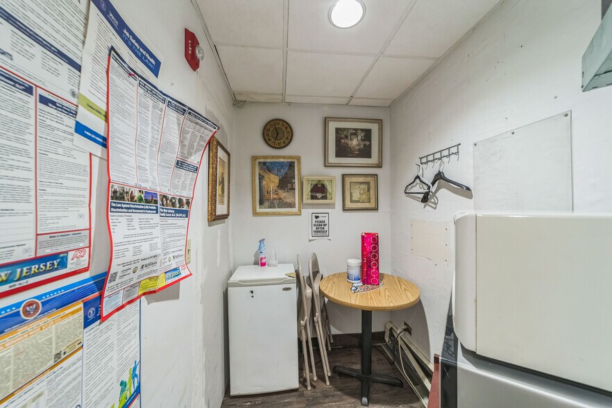 More Photos Of 326 Broad St, Red Bank Medical For Sale