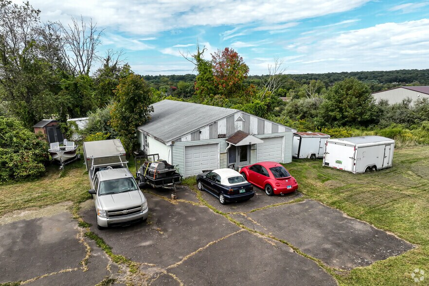 More Photos Of 406 Somers Rd, Ellington Freestanding For Sale