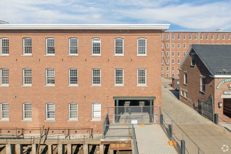 More Photos Of 116 John St, Lowell Loft Creative Space For Lease