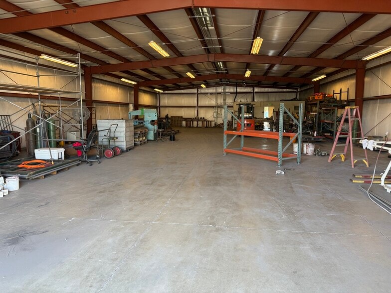 More Photos Of 945 N Union St, Stockton Warehouse For Lease
