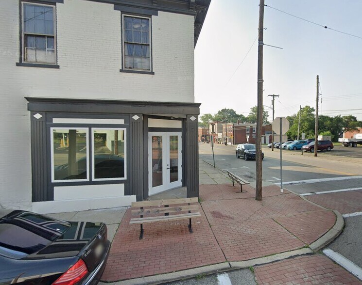 More Photos Of 200-206 Dunn St, Cincinnati Storefront Retail Residential For Lease