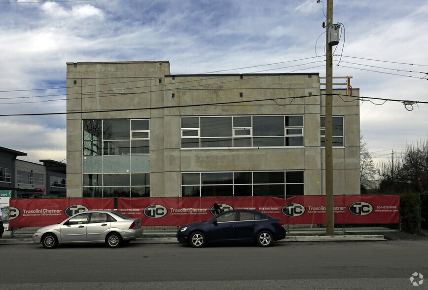 More Photos Of 9111 Beckwith Rd, Richmond Warehouse For Lease