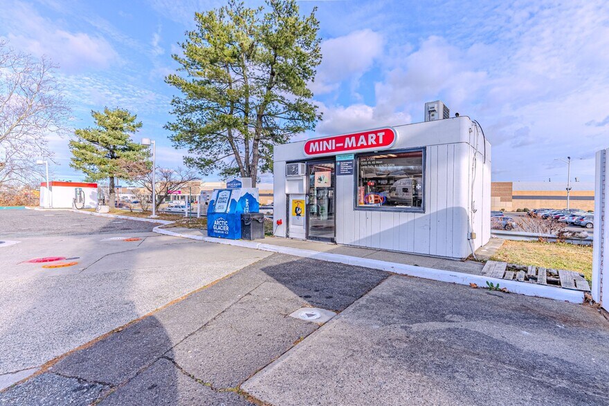 More Photos Of 1500 US Highway 46, Little Falls Service Station For Sale