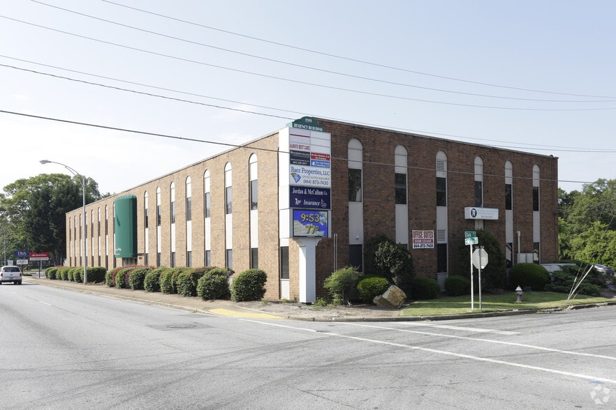 Primary Photo Of 2315 N Main St, Anderson Office For Lease
