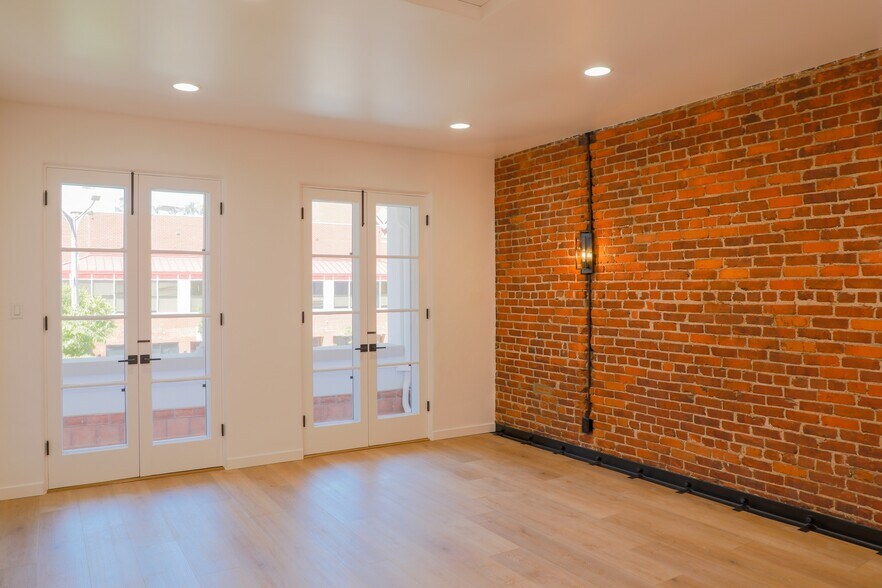 More Photos Of 1138-1140 Westwood Blvd, Los Angeles Storefront Retail Office For Lease