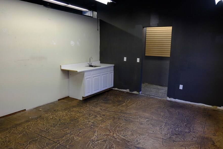 More Photos Of 249 E 400 S, Salt Lake City Storefront Retail Office For Lease