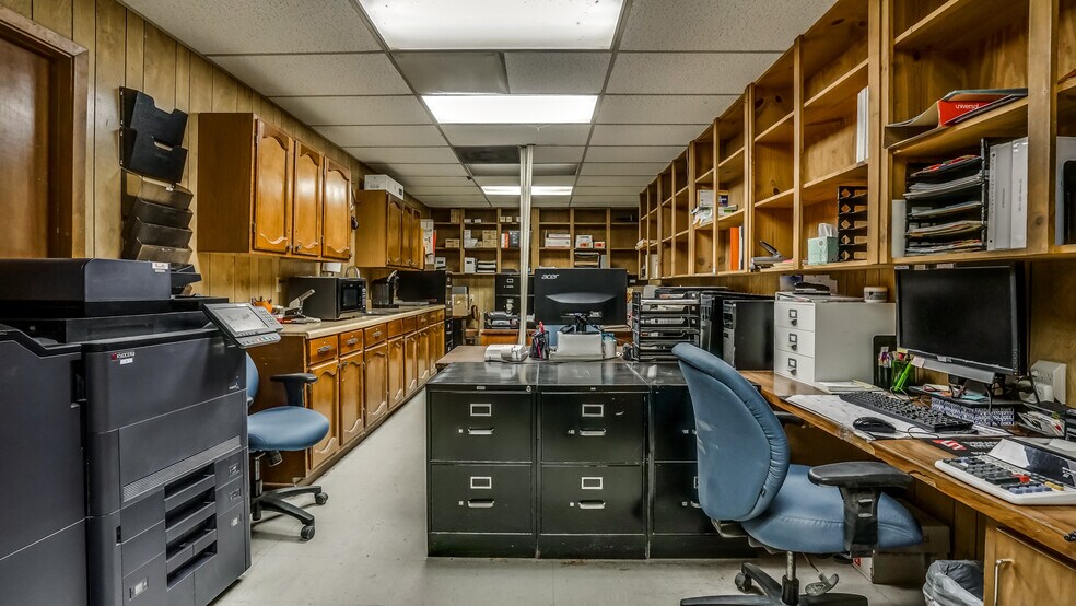 More Photos Of 3833 FM 1821, Mineral Wells Industrial For Lease