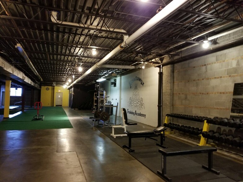 More Photos Of 1131 Central Ave, Middletown Loft Creative Space For Sale
