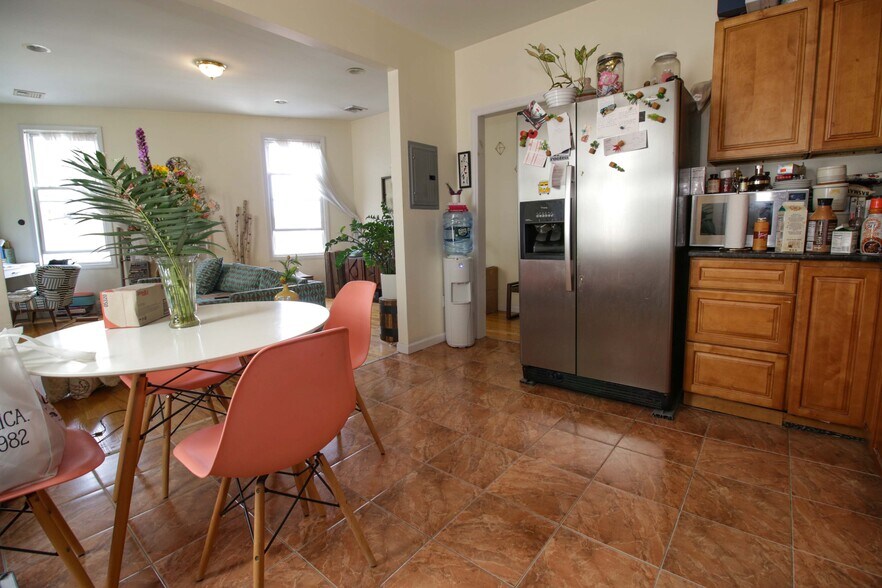 More Photos Of 201 Hackensack Plank Rd, Weehawken Restaurant For Sale