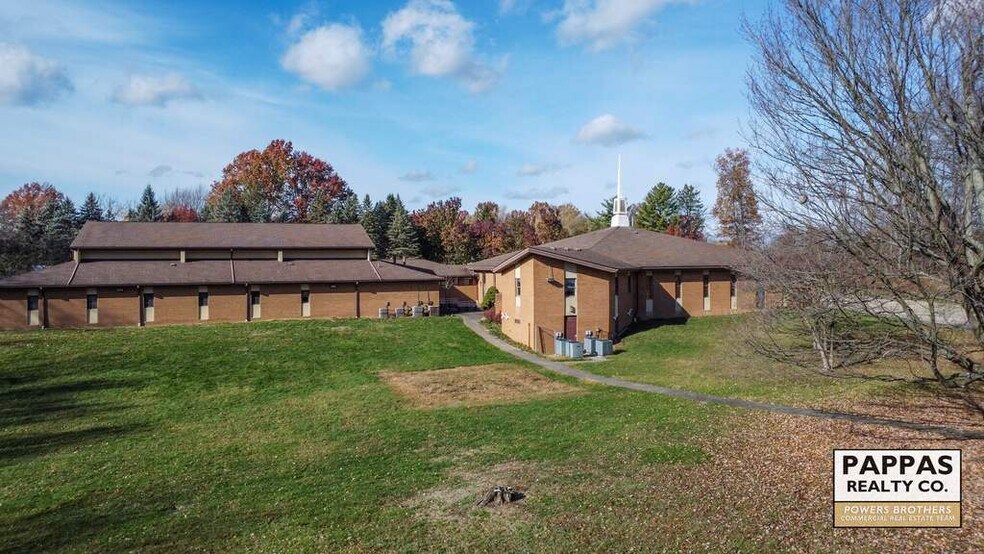 More Photos Of 771 Dunbar Rd, Tallmadge Specialty For Lease