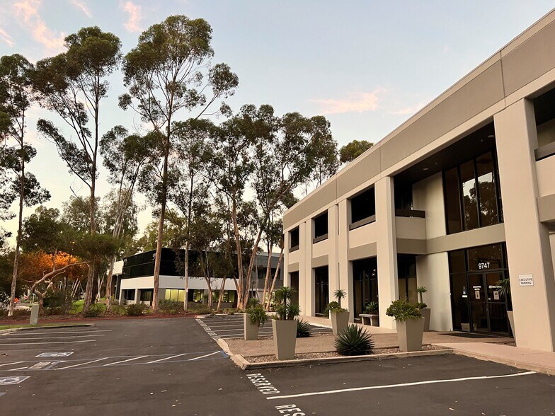 More Photos Of 9745-9747 Businesspark Ave, San Diego Coworking Space