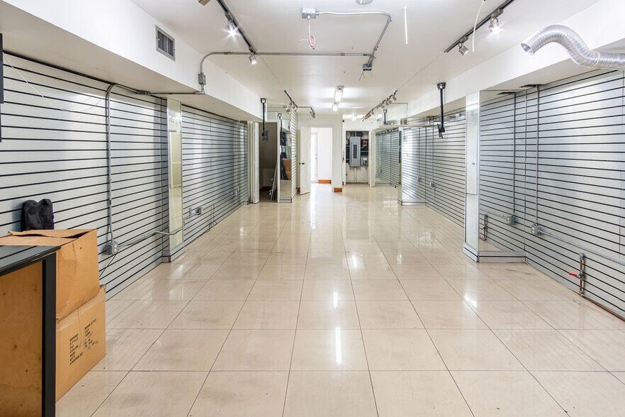 More Photos Of 7480 NW 52nd St, Miami Warehouse For Sale