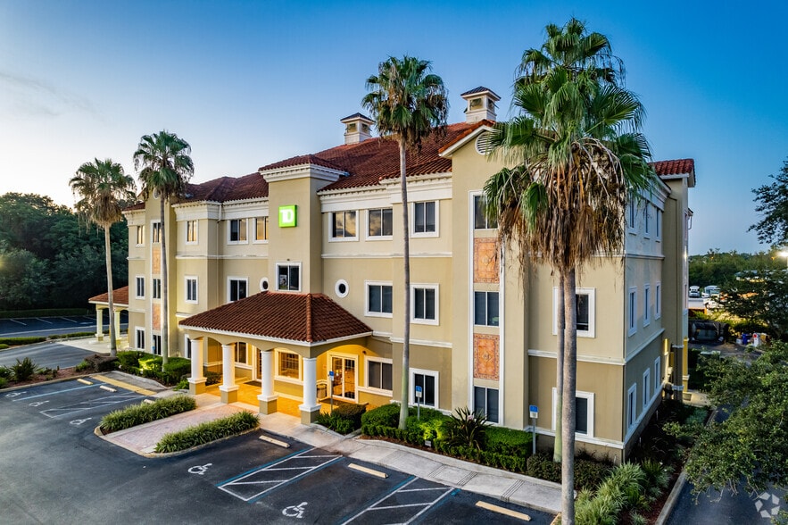 More Photos Of 12200 W Colonial Dr, Winter Garden Office For Lease