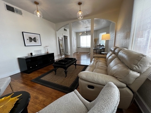 More Photos Of 2001 Magoffin Ave, El Paso Storefront Retail Residential For Lease