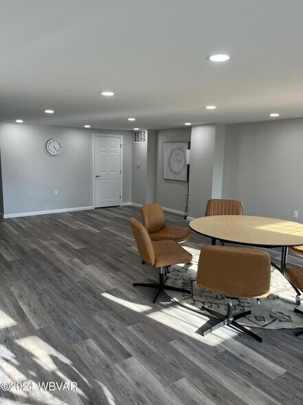 More Photos Of 906 Penn St, Williamsport Apartments For Sale