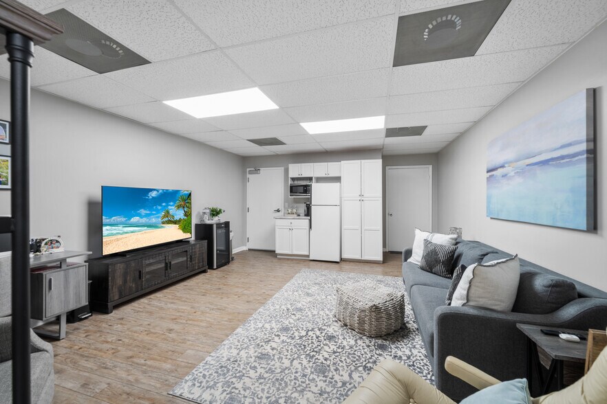 More Photos Of 2223 S Washington Ave, Titusville Office Residential For Sale