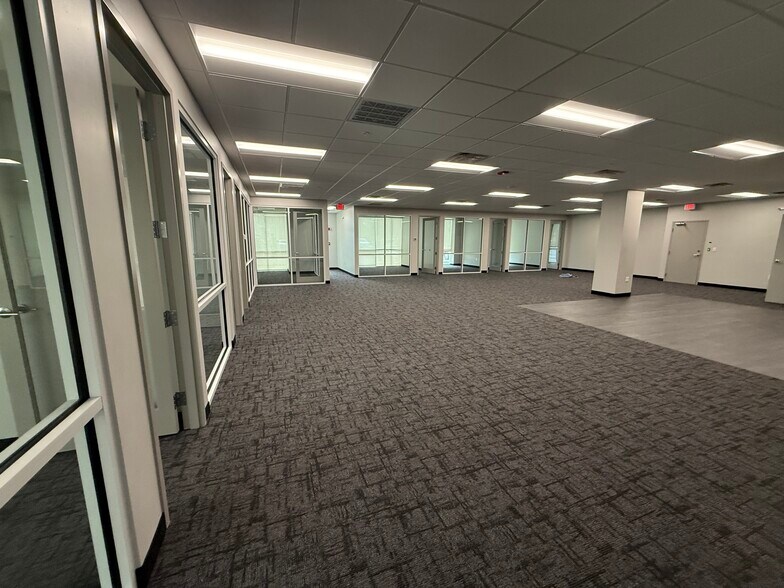 More Photos Of 24301 Walden Center Dr, Bonita Springs Unknown For Lease