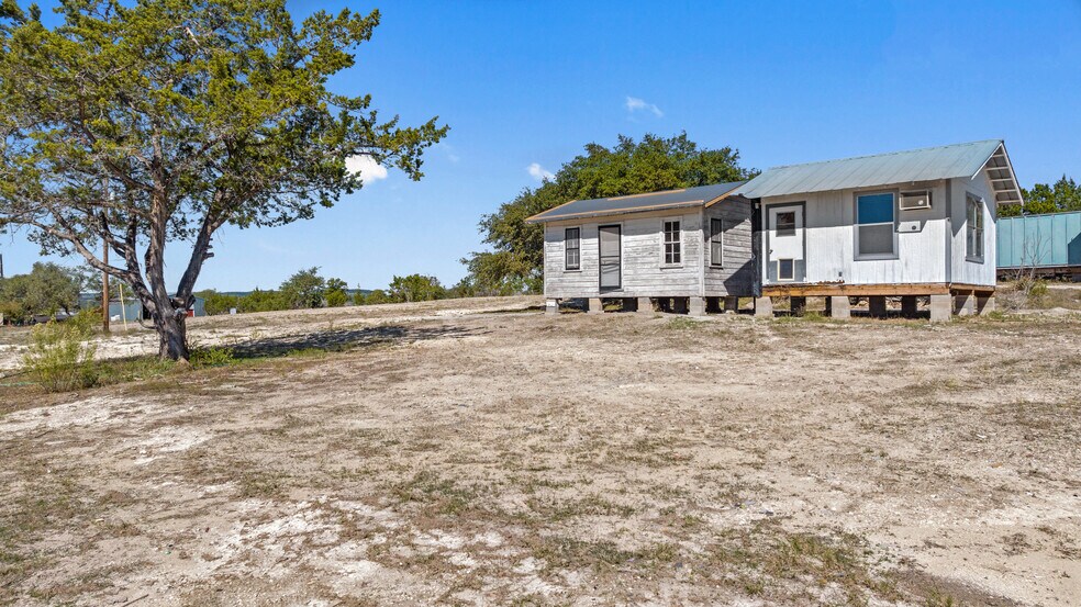 More Photos Of 8662 US 281 hwy, Blanco Land For Sale