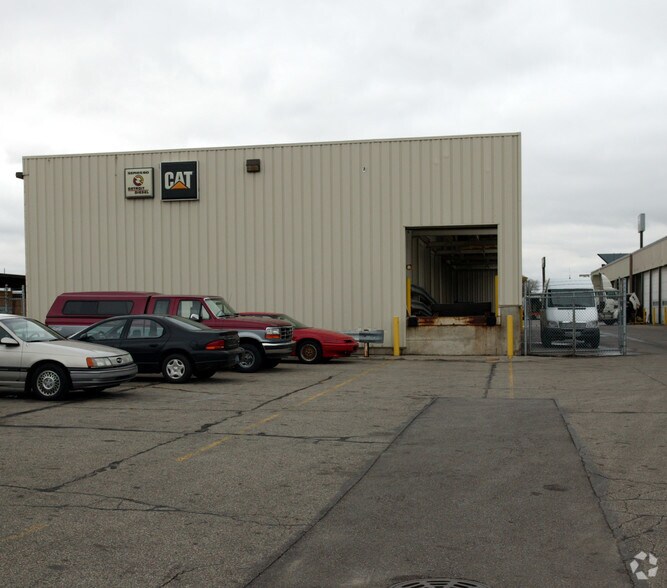 More Photos Of 4525 Clay Ave SW, Grand Rapids Auto Dealership For Lease