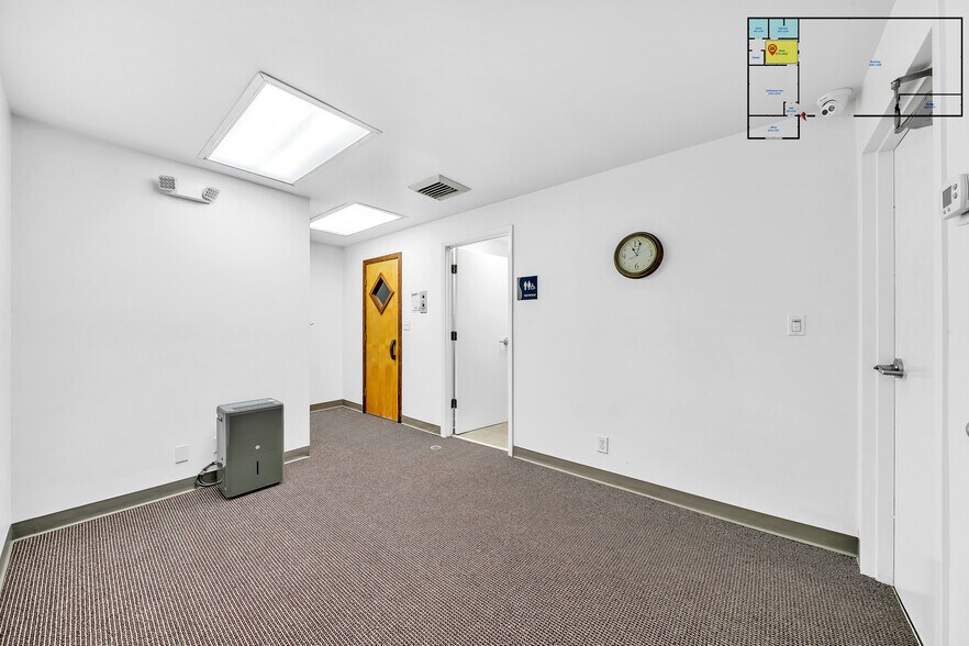 More Photos Of 1120 NW 54th St, Fort Lauderdale Warehouse For Lease