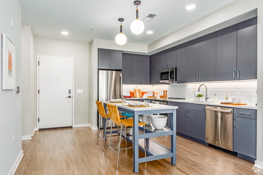 More Photos Of 4400 Calvert Rd, College Park Apartments For Lease