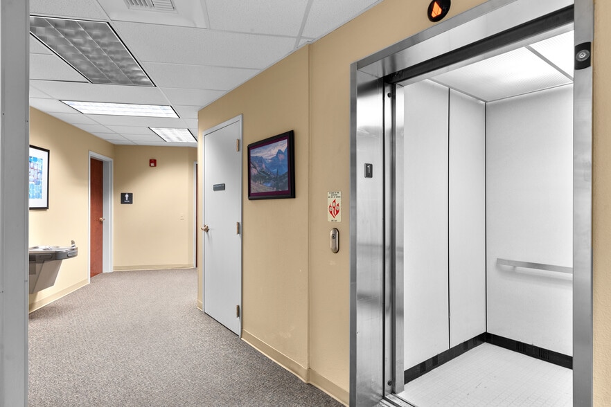 More Photos Of 555 Corporate Dr, Kalispell Medical For Lease