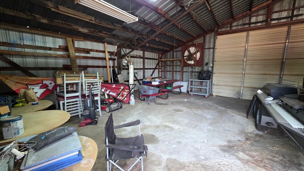 More Photos Of 108 Scenic 7 N Hwy, Ola Restaurant For Sale