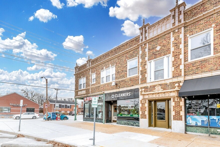 More Photos Of 1131-1145 Bellevue Ave, Richmond Heights Apartments For Sale