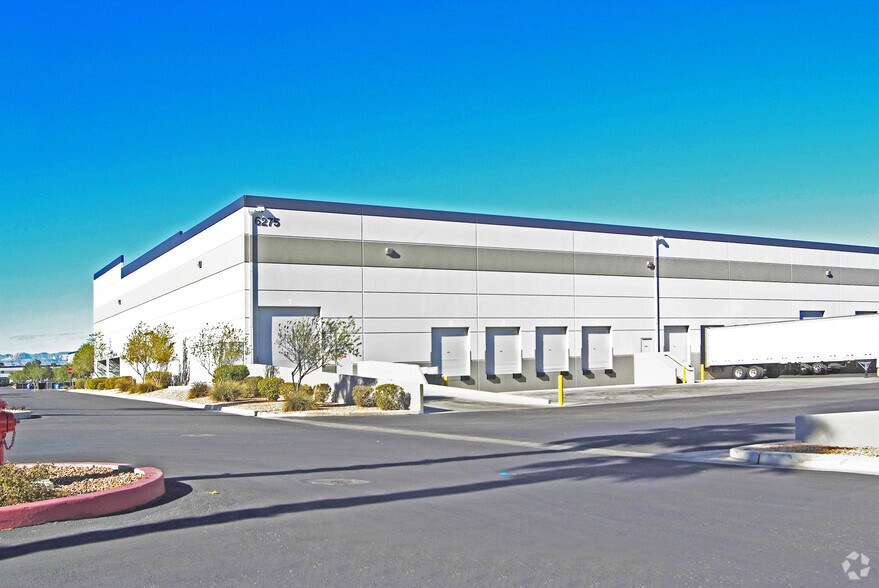 More Photos Of 6275 S Sandhill Rd, Las Vegas Warehouse For Lease