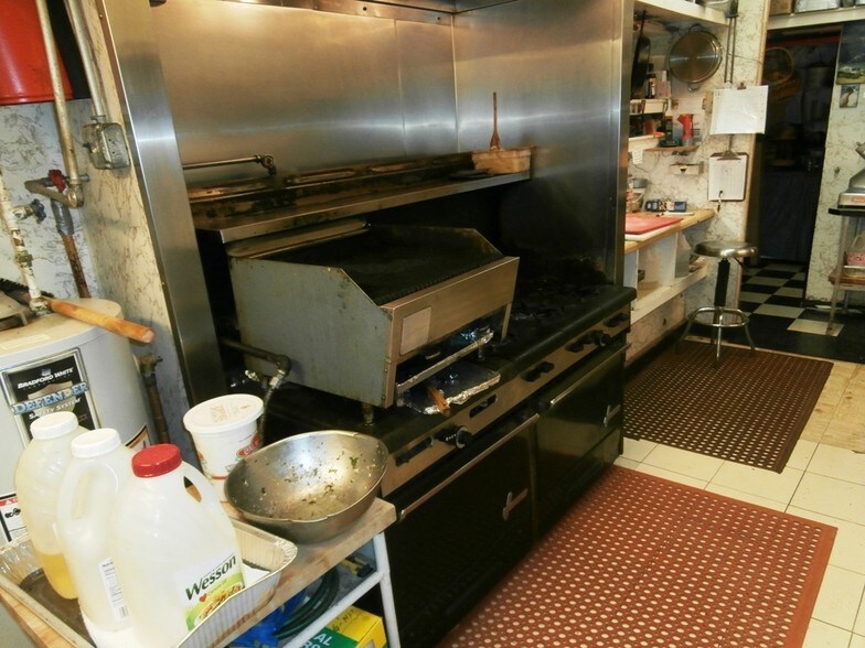 More Photos Of 2001 College Dr, Clementon Restaurant For Sale