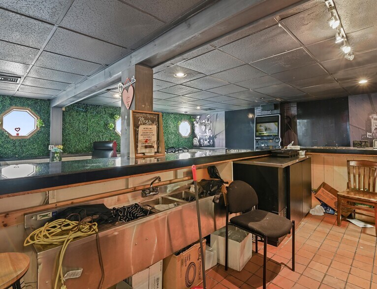 More Photos Of 2080 Milford Rd, East Stroudsburg Restaurant For Lease