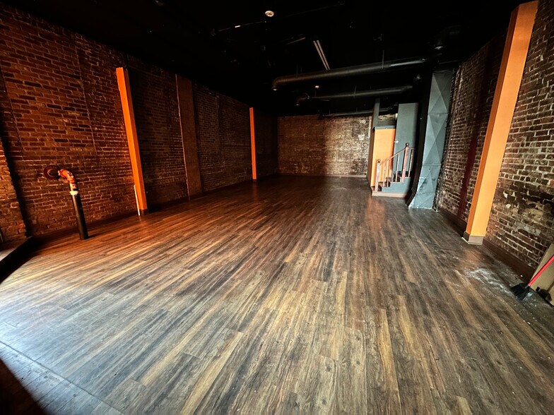 More Photos Of 503 Van Houten Ave, Passaic Restaurant For Lease