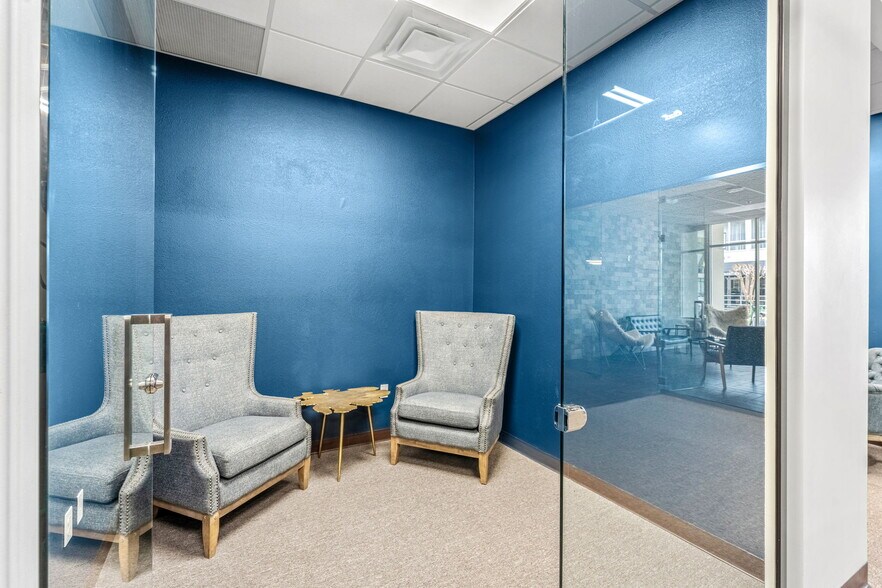 More Photos Of 101 S Eola Dr, Orlando Apartments For Sale