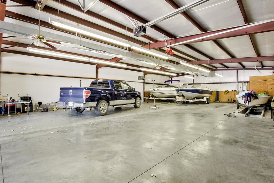 More Photos Of 1919 W Central Ave, El Dorado Warehouse For Sale