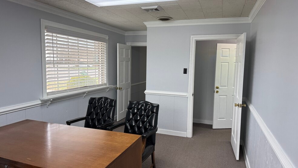 More Photos Of 200 E Nine Mile Rd, Highland Springs Medical For Sale