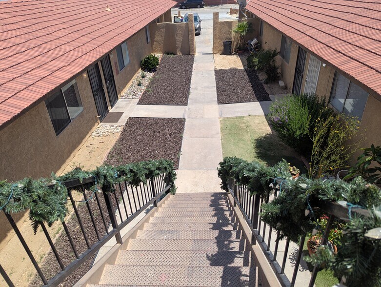 Primary Photo Of 13405 Ocotillo Rd, Desert Hot Springs Apartments For Sale