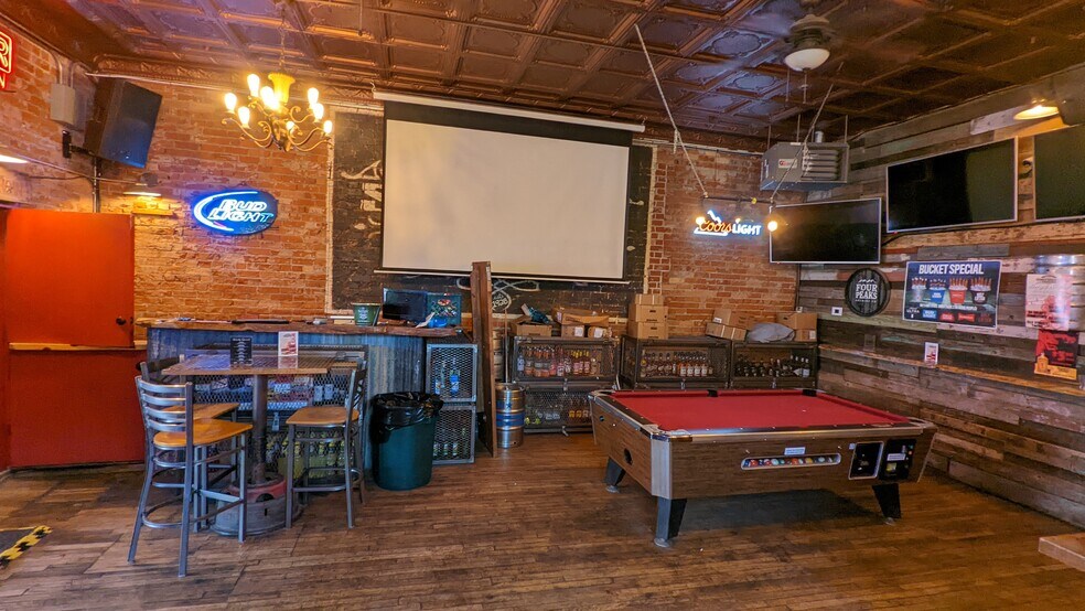 More Photos Of 117 S San Francisco St, Flagstaff General Retail For Sale