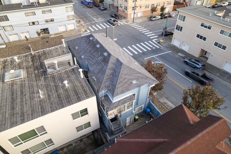 More Photos Of 3405 Anza St, San Francisco Multifamily For Sale