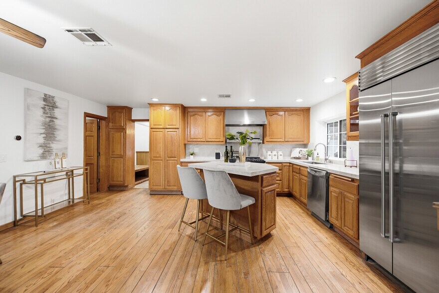 More Photos Of 12141 Wildwood Trl, Kagel Canyon Specialty For Sale