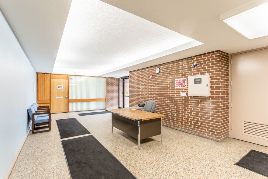 More Photos Of 109 S Union St, Rochester Office For Sale