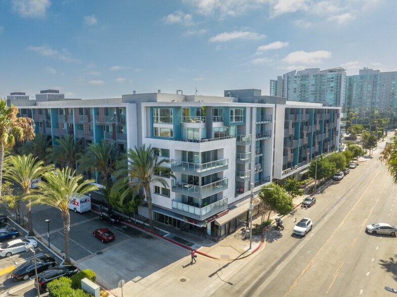 More Photos Of 13488 Maxella Ave, Marina Del Rey Apartments For Lease