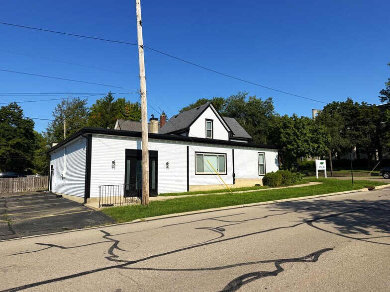 More Photos Of 78 E Franklin St, Dayton Office For Sale