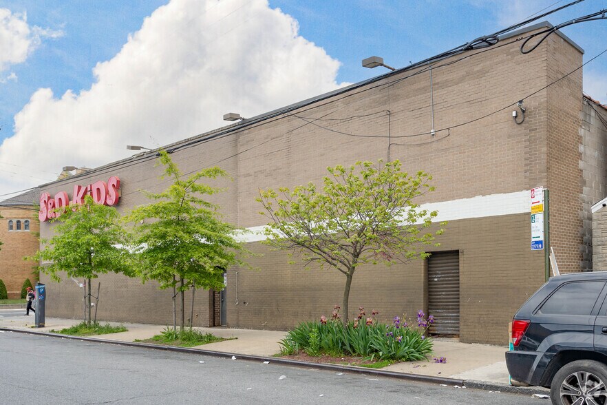 More Photos Of 1480 Rockaway Pky, Brooklyn General Retail For Sale