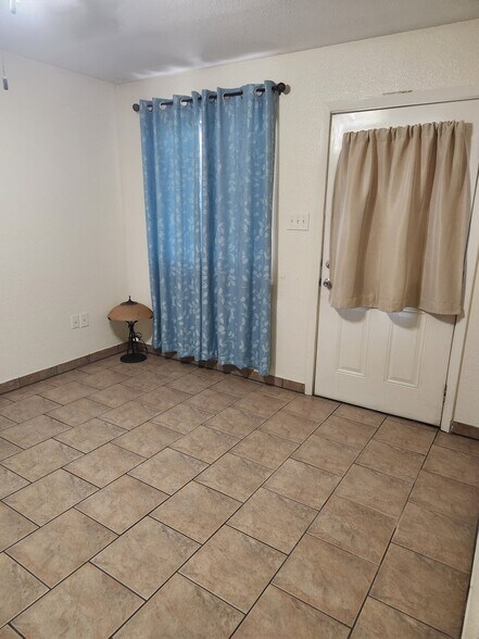 More Photos Of 23927 Alanwood Dr, San Antonio Manufactured Housing Mobile Home Park For Sale