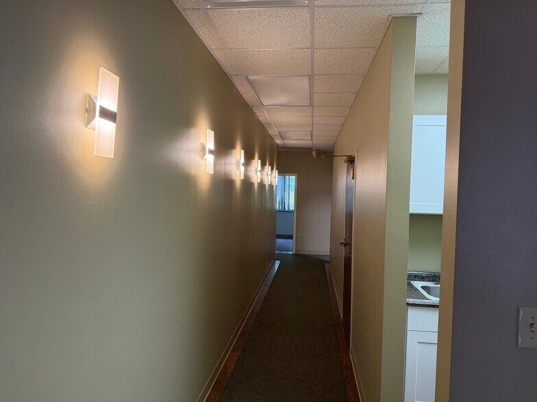 More Photos Of 5400 Maryland Way, Brentwood Office For Lease