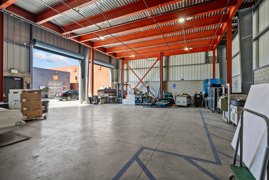 More Photos Of 8070 Webb Ave, North Hollywood Warehouse For Lease